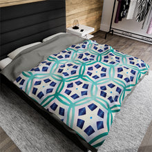 Load image into Gallery viewer, Blue Hexagon Velveteen Plush Blanket