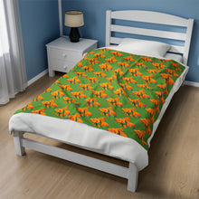 Load image into Gallery viewer, Goldfish Velveteen Plush Blanket (Green)
