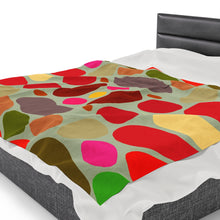 Load image into Gallery viewer, Pebbles Velveteen Plush Blanket
