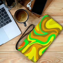 Load image into Gallery viewer, Clutch Purse - Brown and Yellow Swirl
